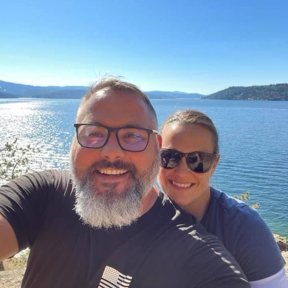 Meet your Posher, Christy - Picture 2 of 6